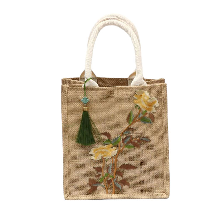 Pag -iingat para sa paggamit ng mga burlap vintage handbags