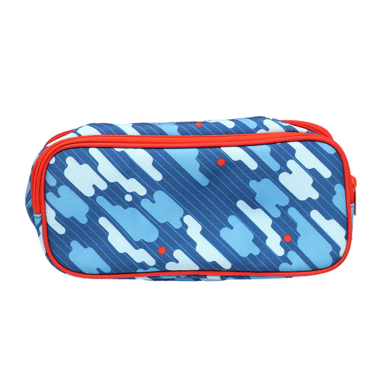 Naka-print na Leather Pencil Case